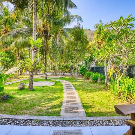 Ananta Bungalow Sakti Екстериор снимка
