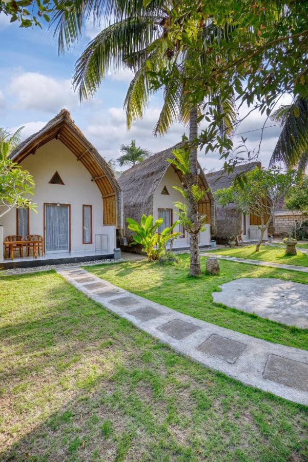 Ananta Bungalow Sakti Екстериор снимка